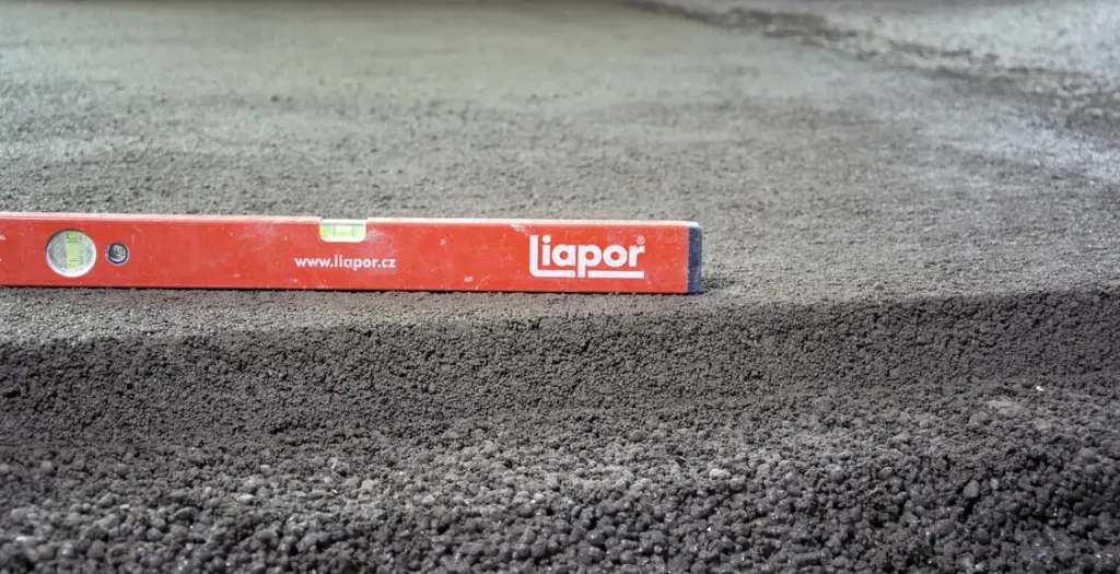 vrchni-vrstva-liapor-mix-final-spodni-liapor-mix.webp